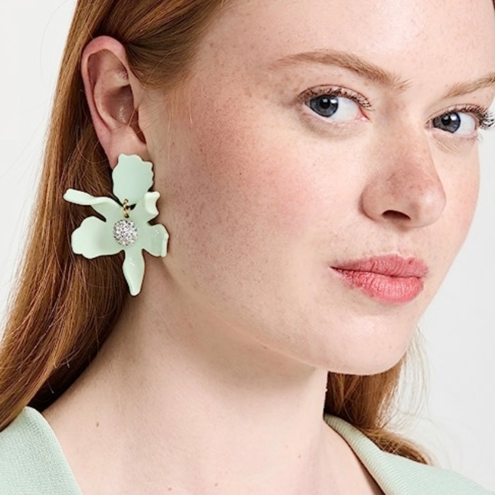 LELE SADOUGHI Small Crystal Lily Mint Earrings